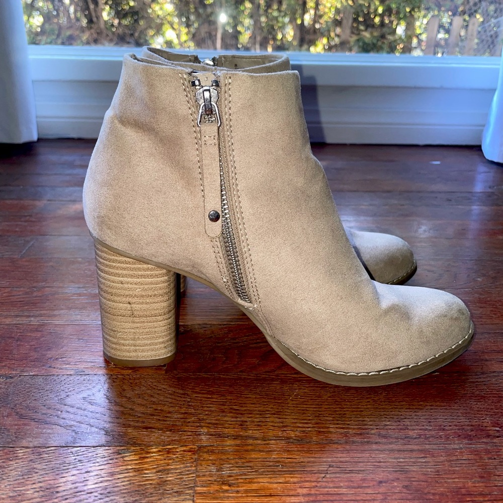 Dolce Vita by Target Suede Tan Heeled Boots
